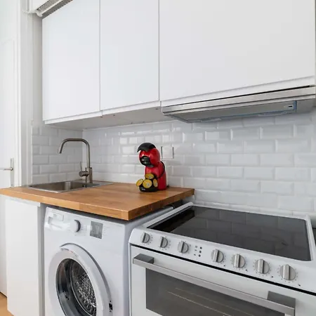 Jolie Beaugrenelle -2p 15 *